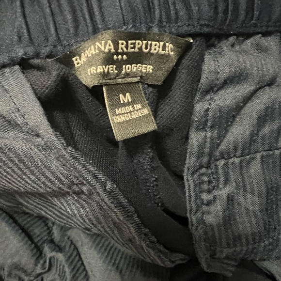 Banana Republic Joggers - Picture 2 of 5